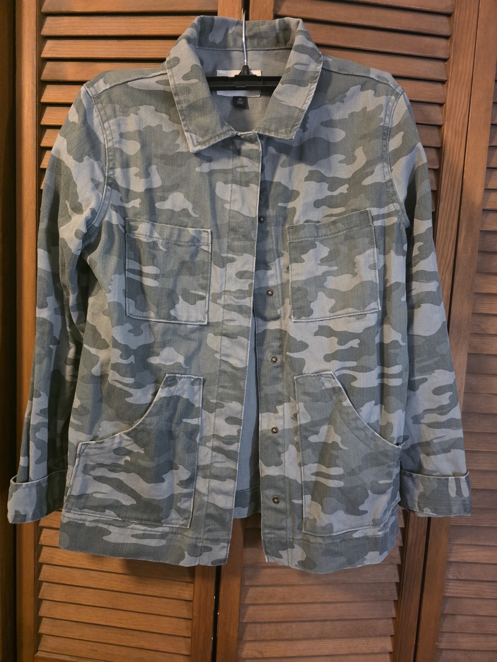 Universal Thread Women's Camouflage Utility Jacket in Olive and Gray